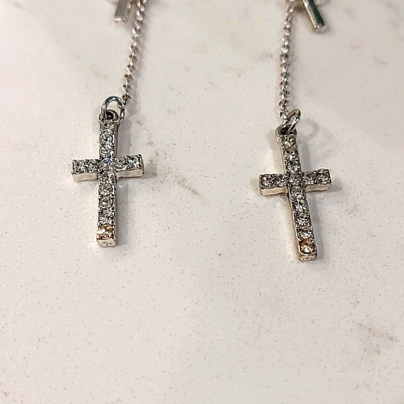 NWT Forever 21 Cross Earrings - Picture 3 of 3